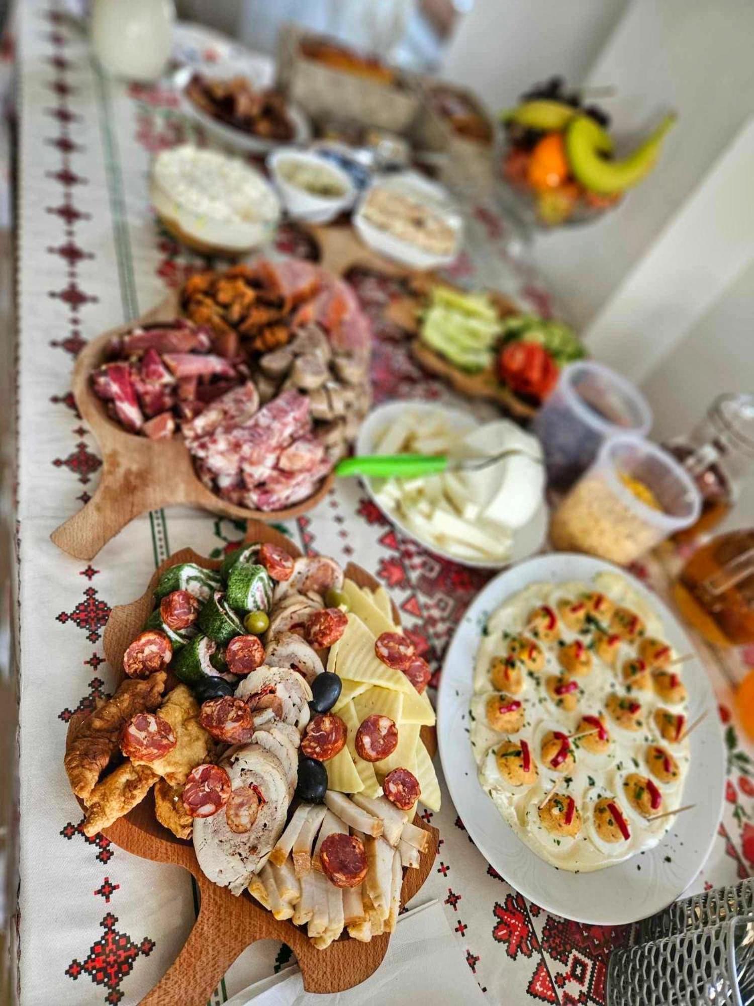 Casa Vadeanu Hotel Sighetu Marmaţiei Buitenkant foto
